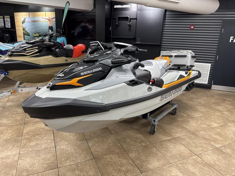 2025 Sea-Doo FishPro Trophy 170