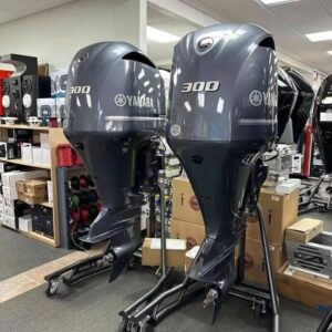 Twin Yamaha F300XCA Outboard Motor