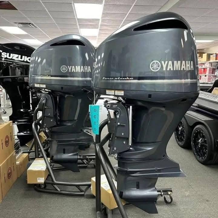 Twin Yamaha F300XCA Outboard Motor - Image 8