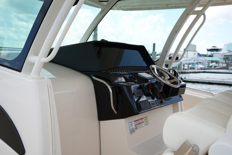 2026 Grady White Canyon 386 For Sale - Image 9