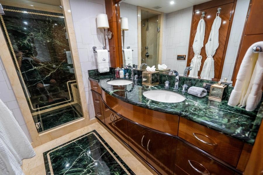 2004 NQEA Yachts FOR SALE - Image 5