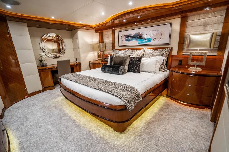 2004 NQEA Yachts FOR SALE - Image 9