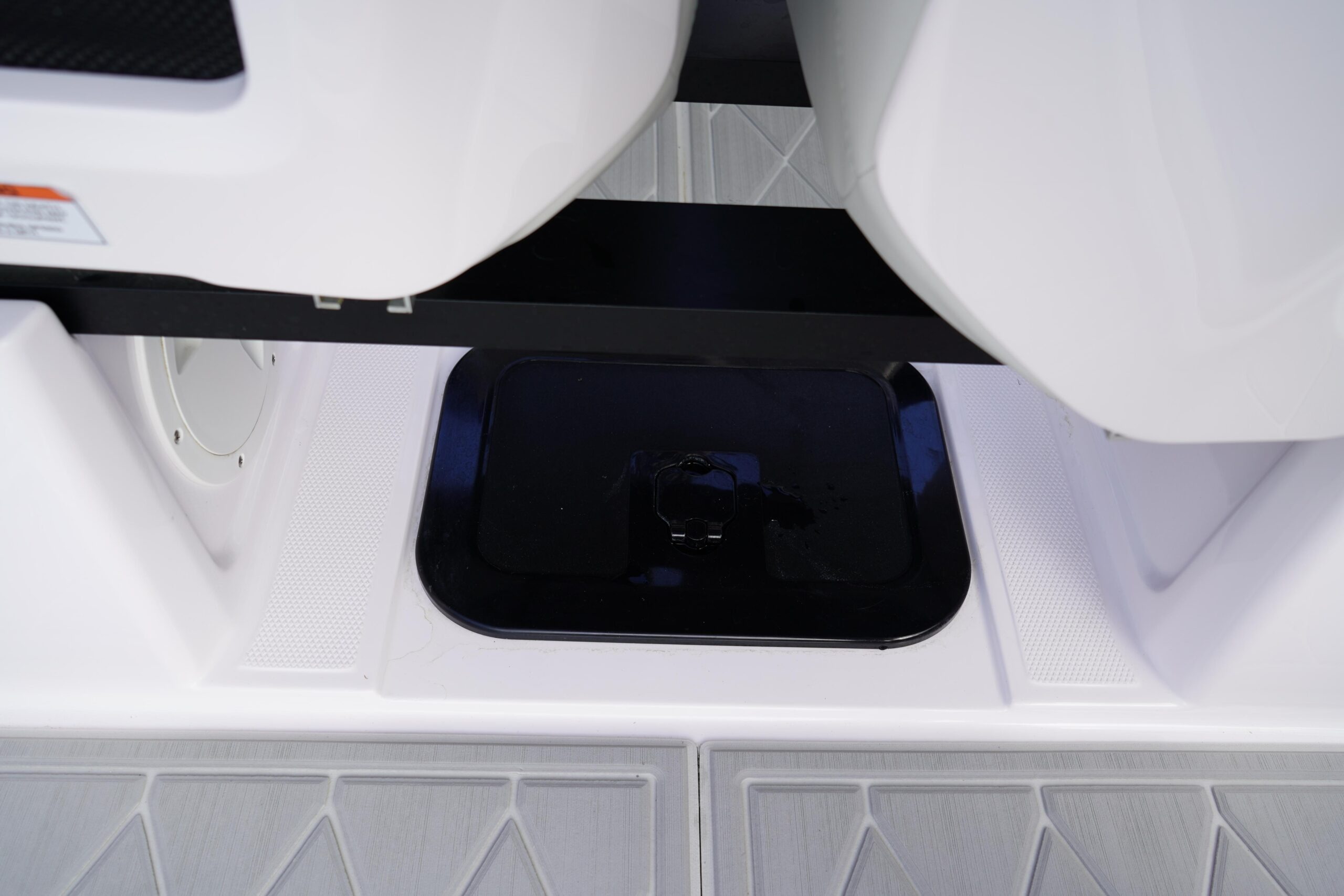 2022 Axopar 22 T-Top For Sale - Image 21