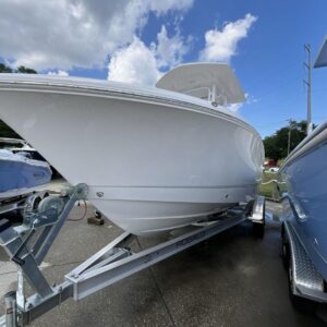2024 Robalo R230 Center Console