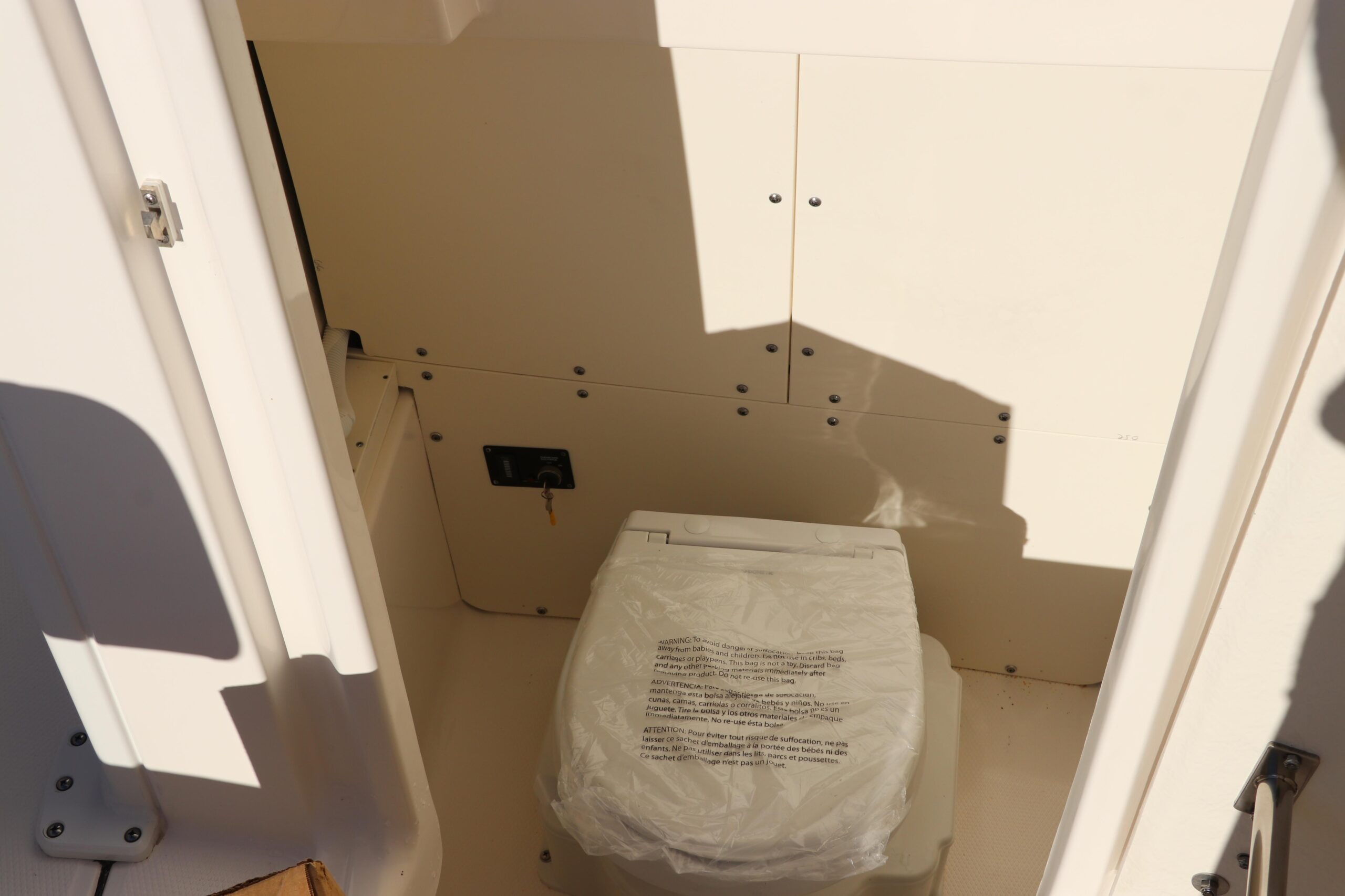 2024 Robalo 266 Cayman For Sale - Image 35