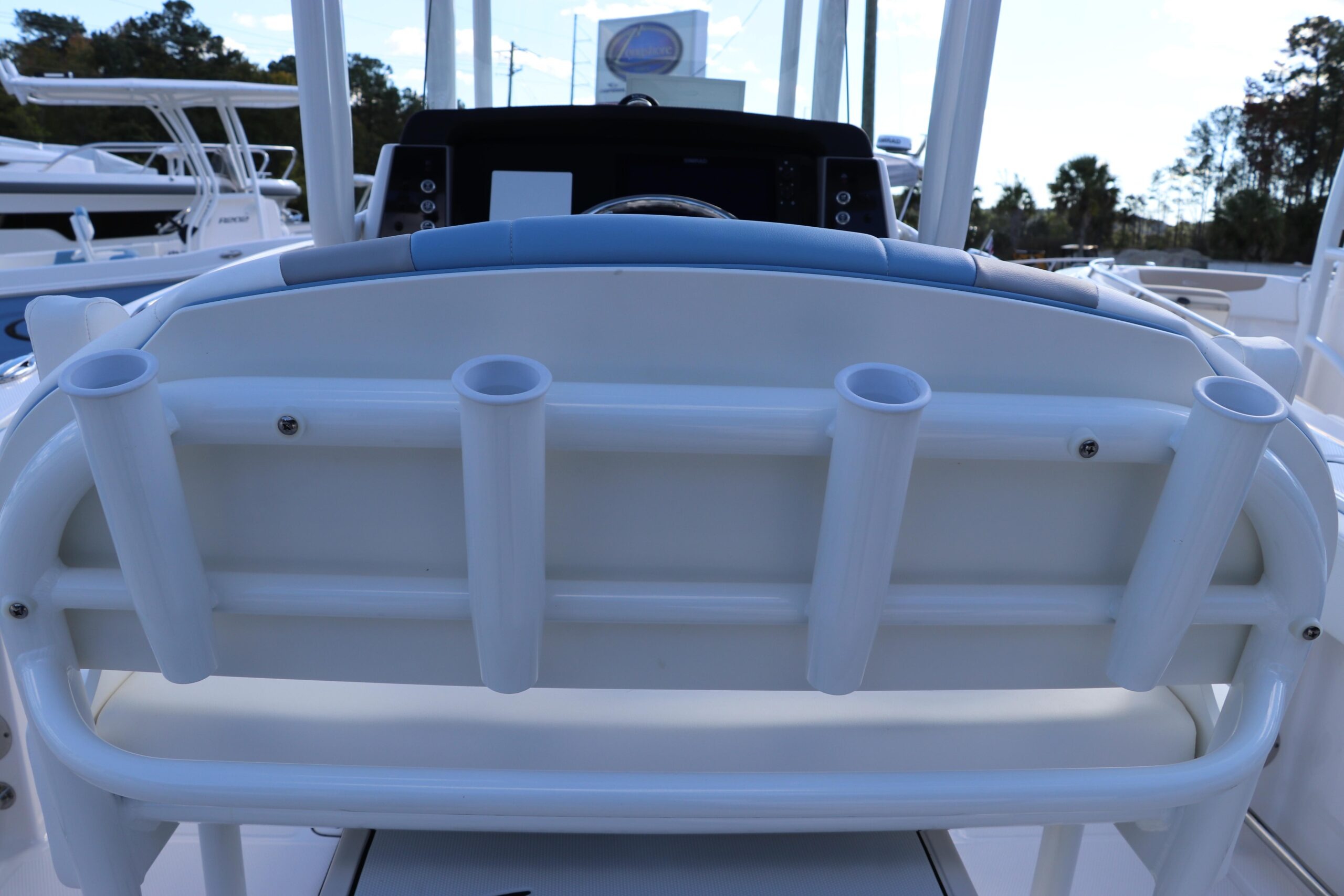 Buy 2024 Robalo R230 Center Console - Image 16