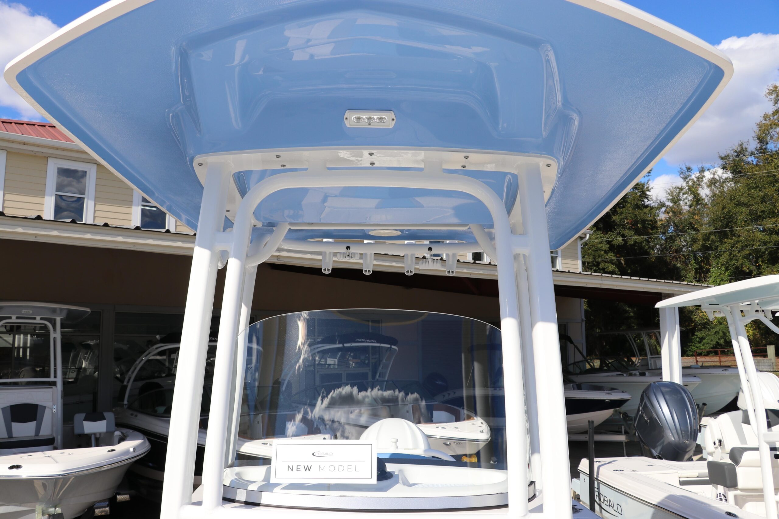 Buy 2024 Robalo R230 Center Console - Image 33