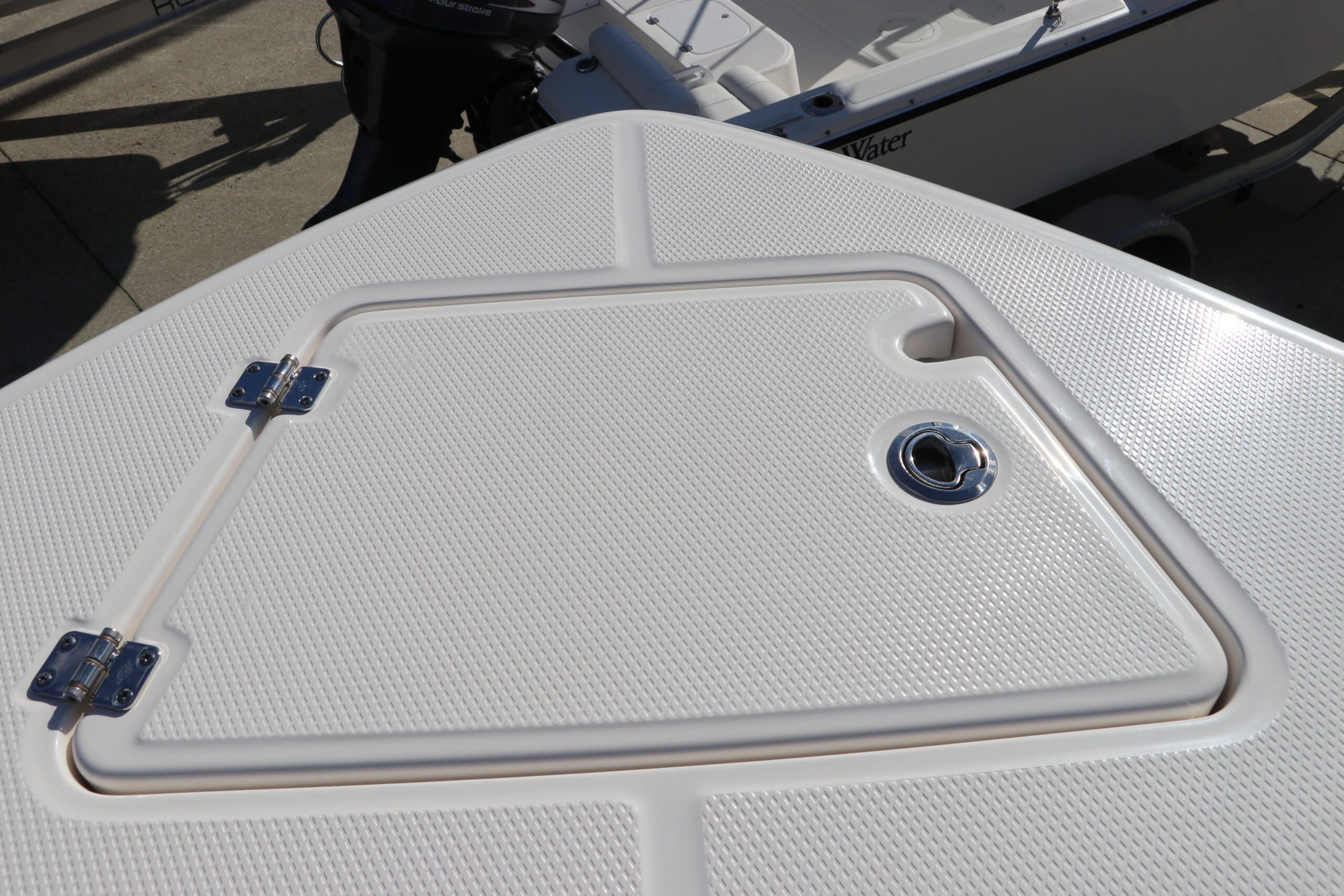 Buy 2024 Robalo R230 Center Console - Image 41