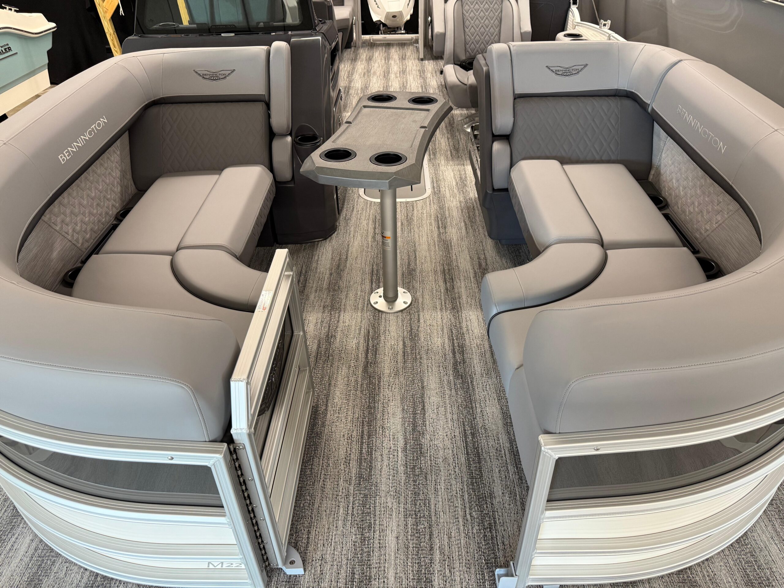 2025 Bennington 22MFB For Sale - Image 4