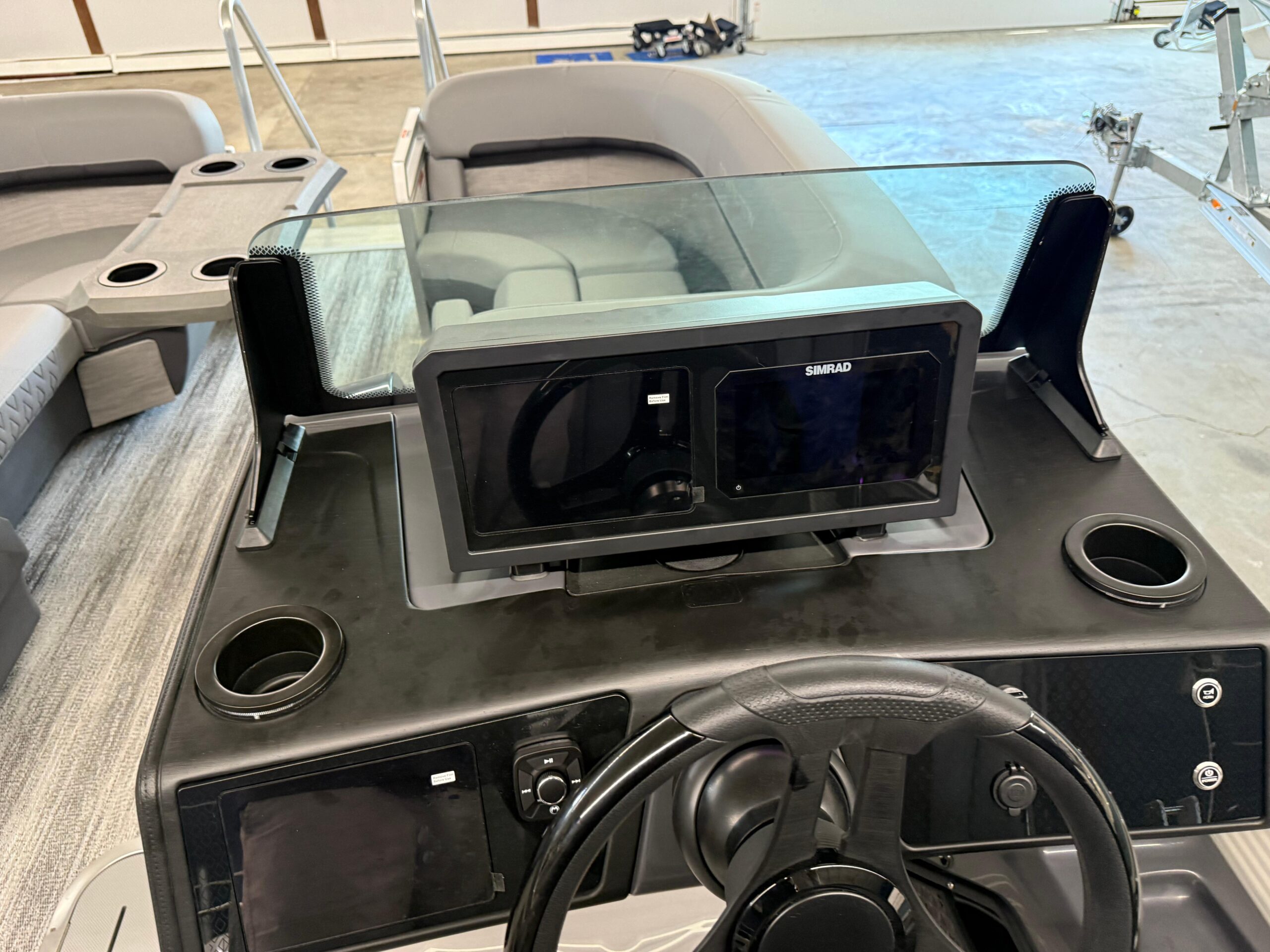 2025 Bennington 22MFB For Sale - Image 9