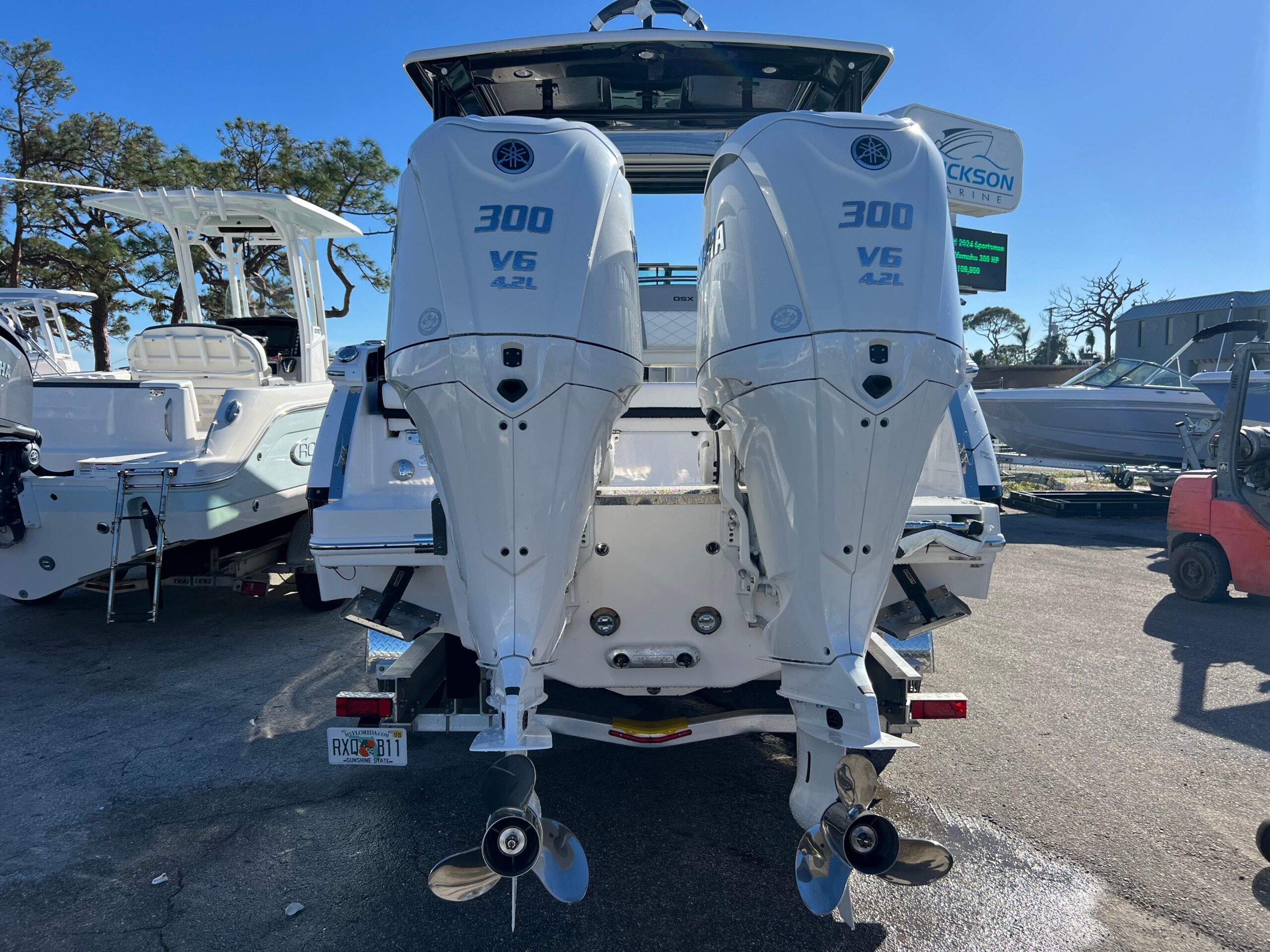 2025 Chaparral 310 OSX For Sale - Image 4