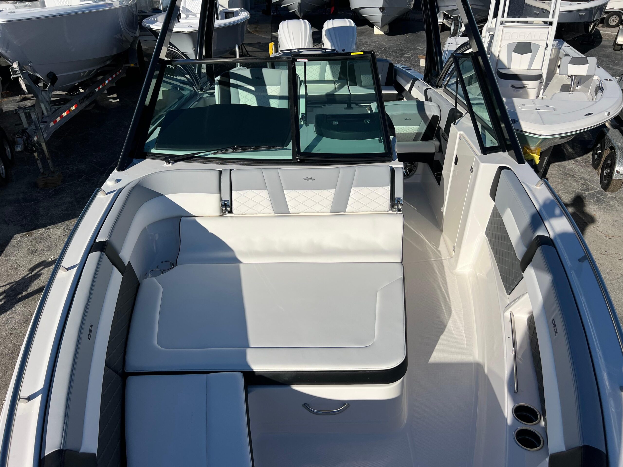 2025 Chaparral 310 OSX For Sale - Image 16