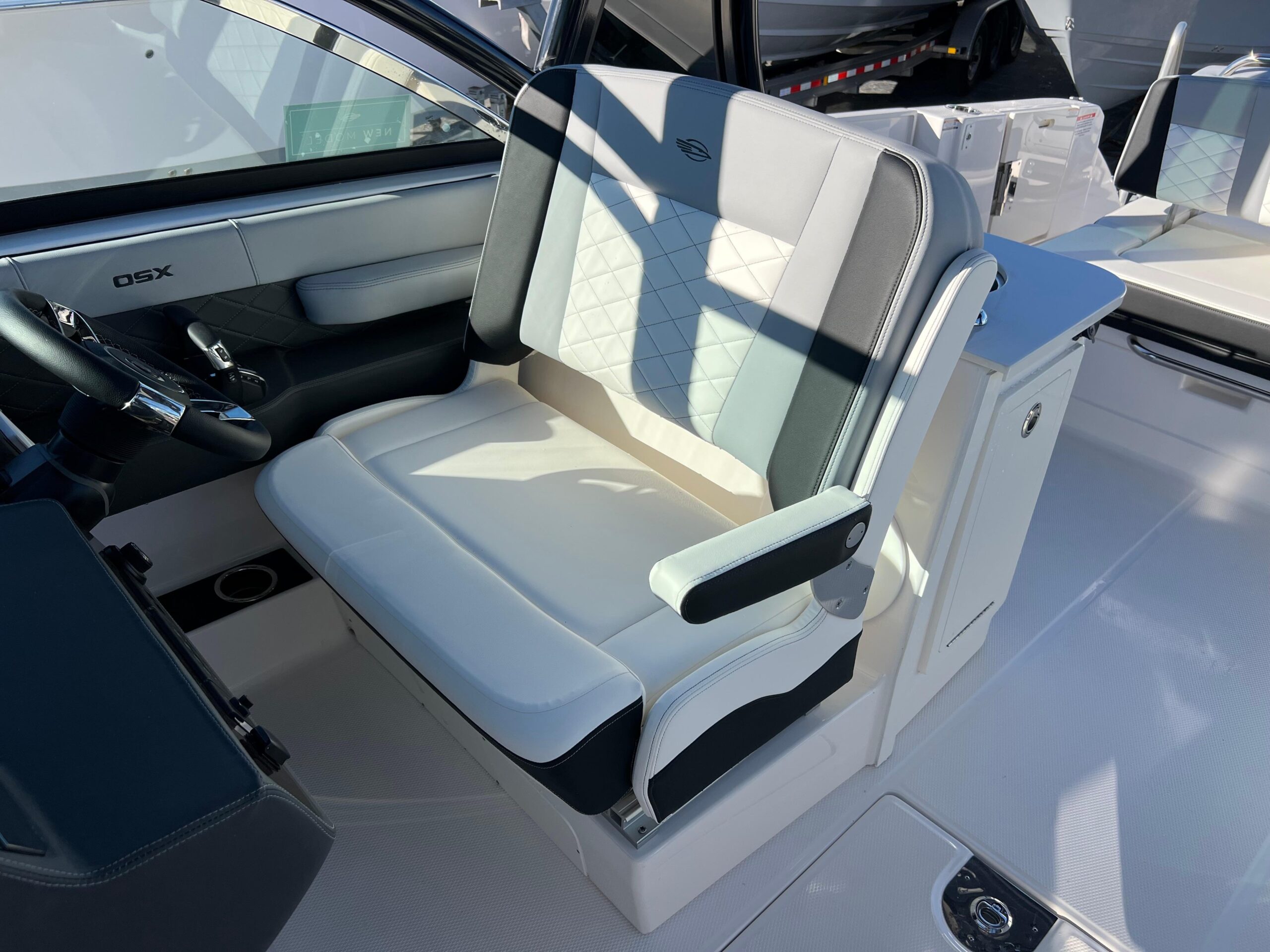 2025 Chaparral 310 OSX For Sale - Image 19