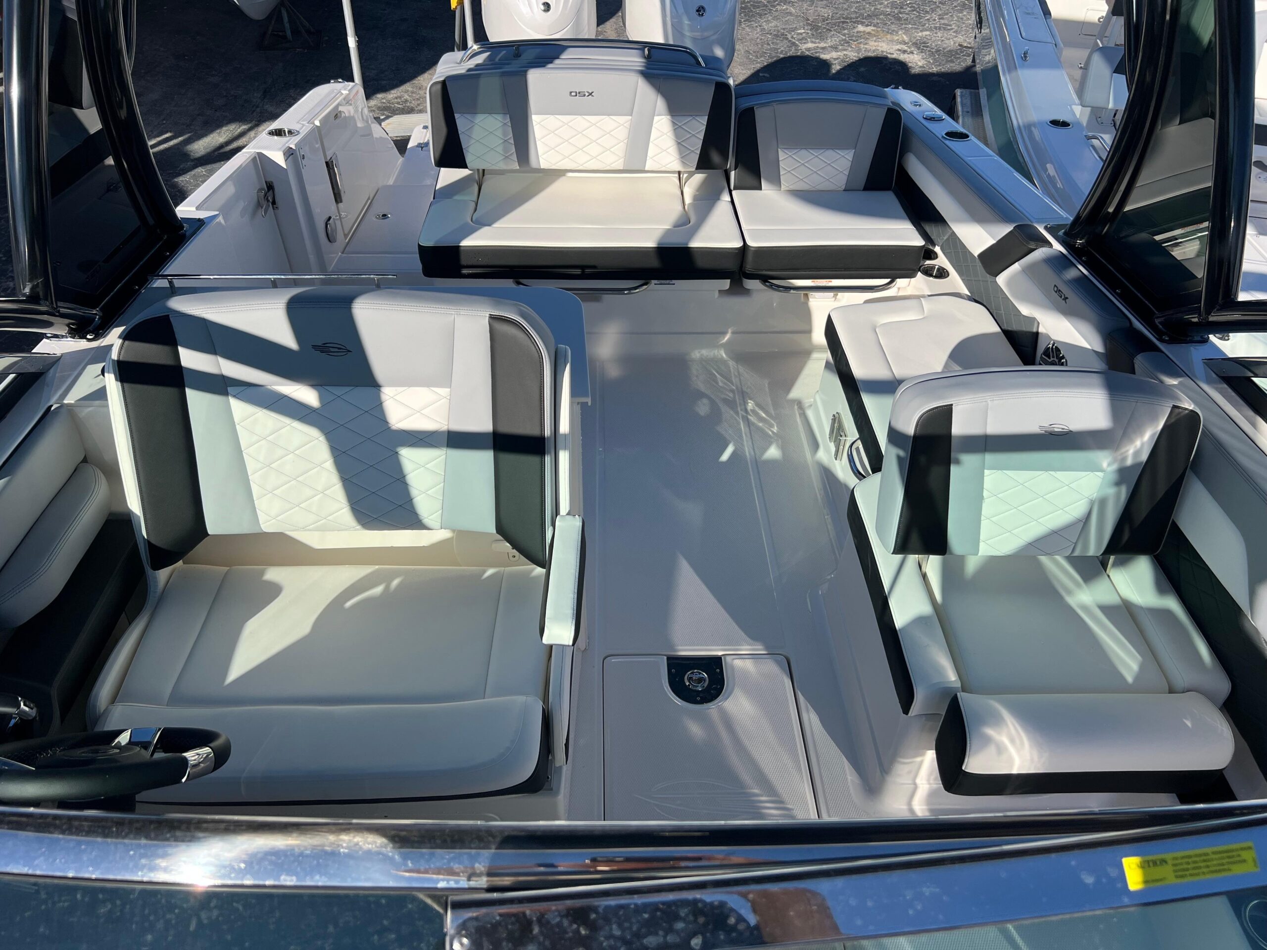 2025 Chaparral 310 OSX For Sale - Image 23