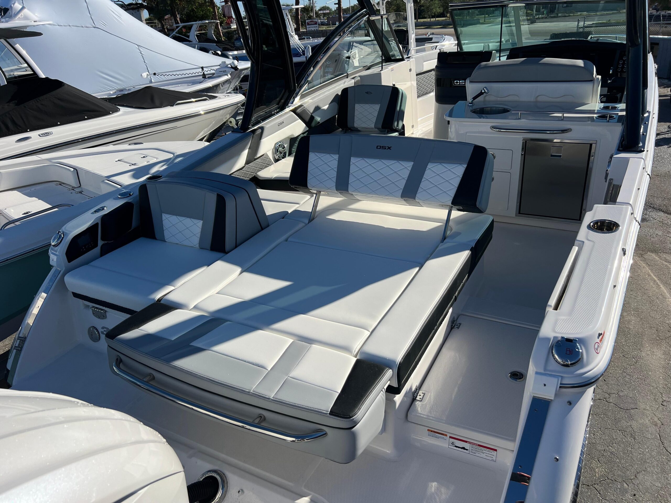 2025 Chaparral 310 OSX For Sale - Image 6