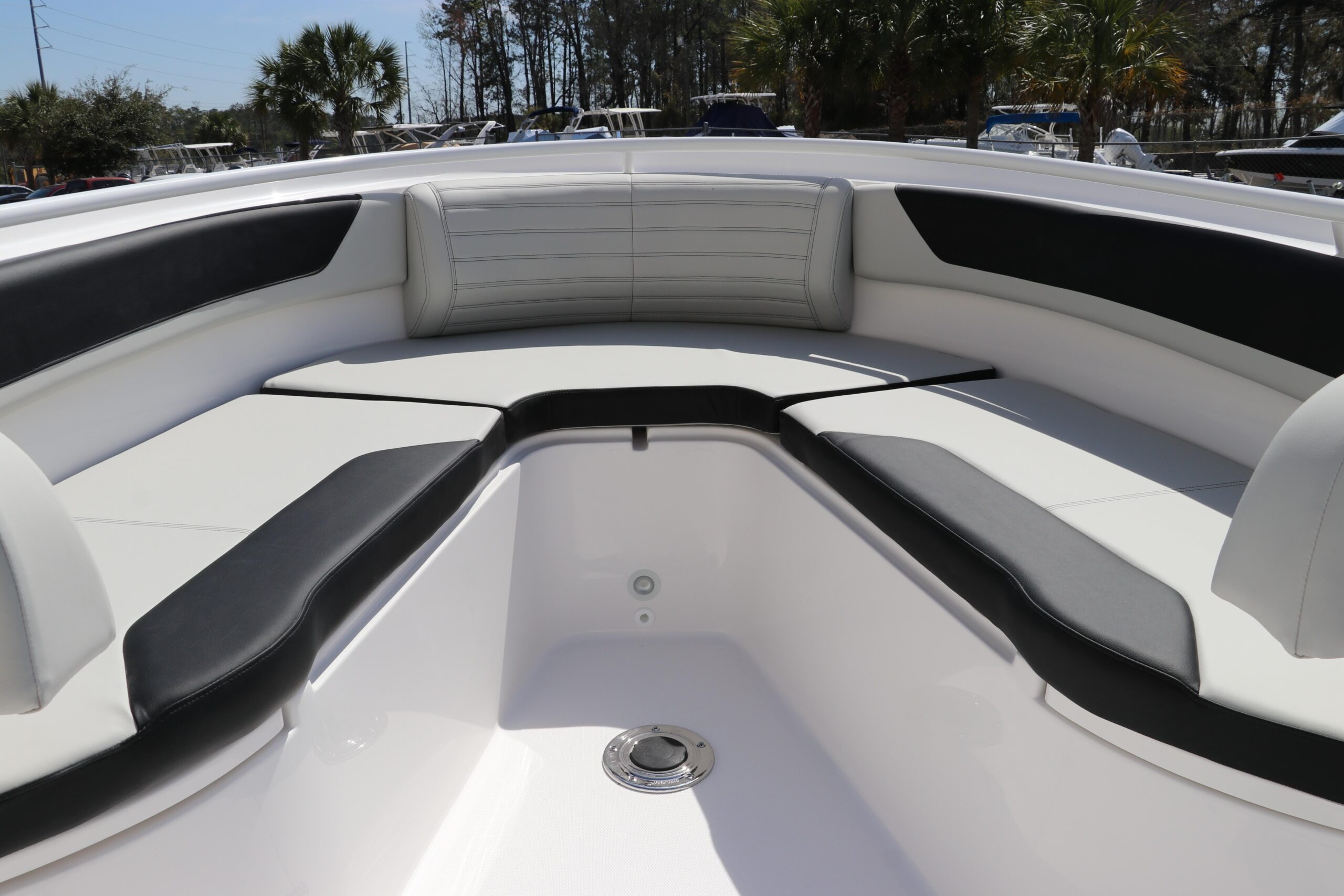 2025 Edgewater 325CC For Sale - Image 28