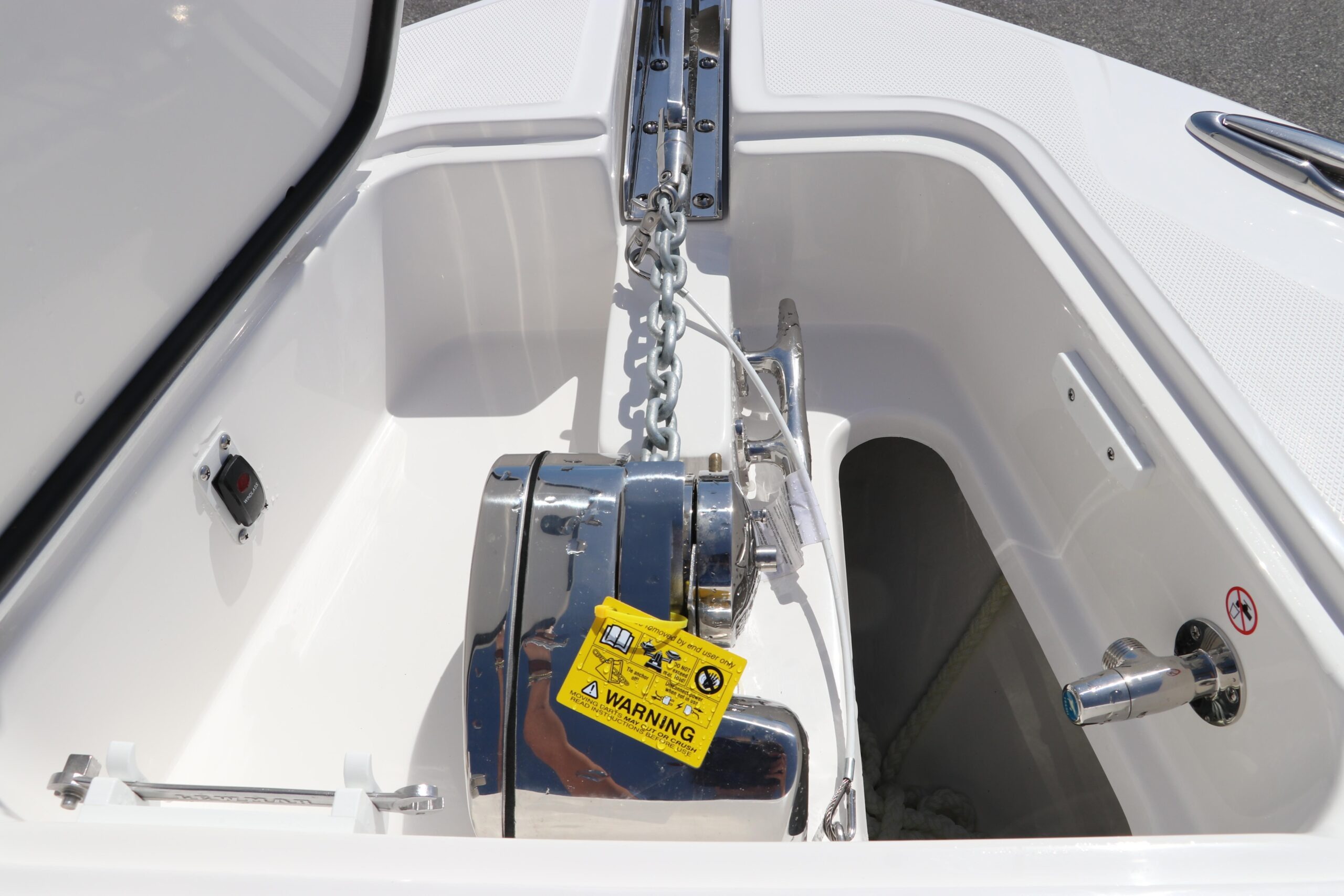 2025 Edgewater 325CC For Sale - Image 32