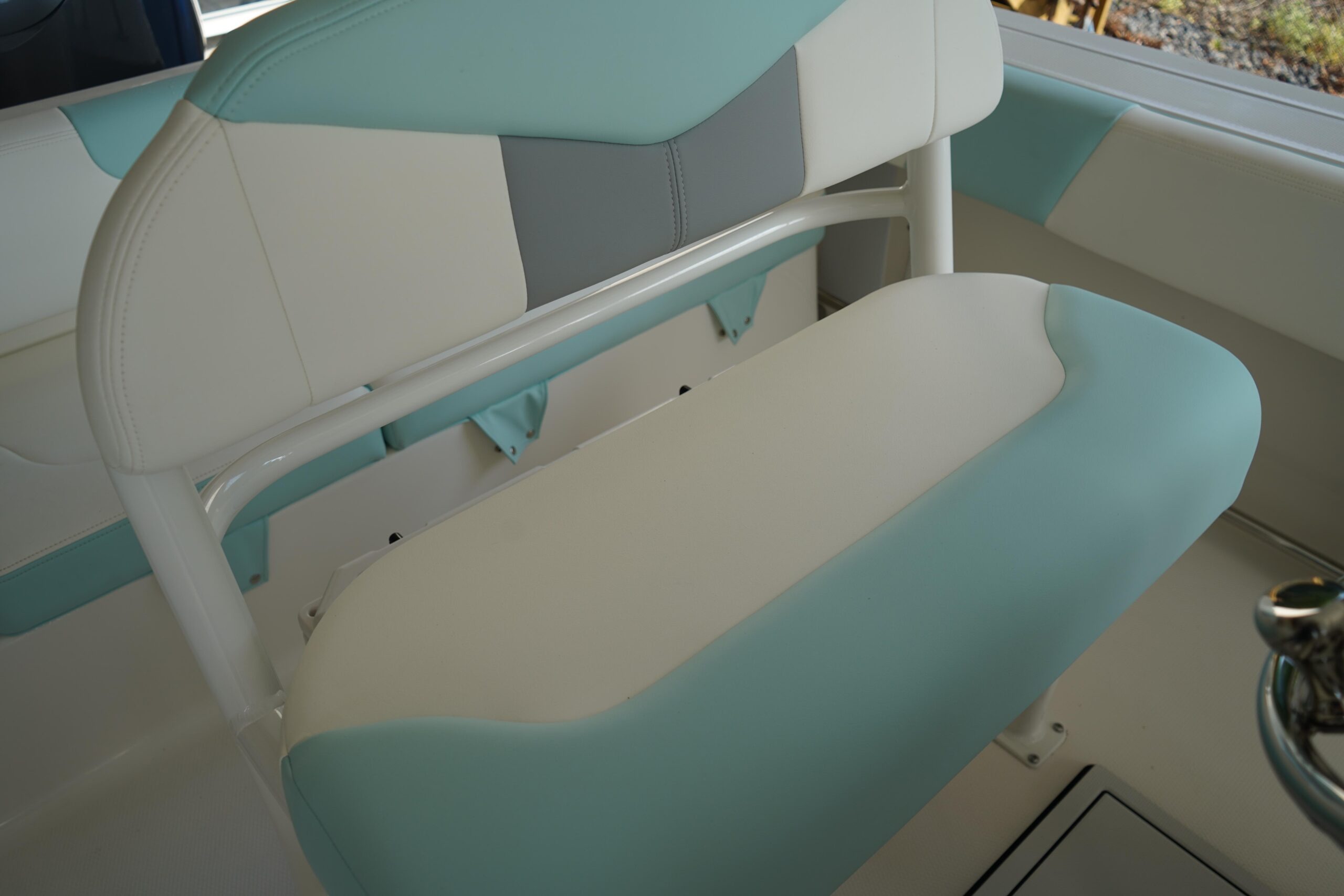 2025 Robalo R202 Explorer For Sale - Image 15