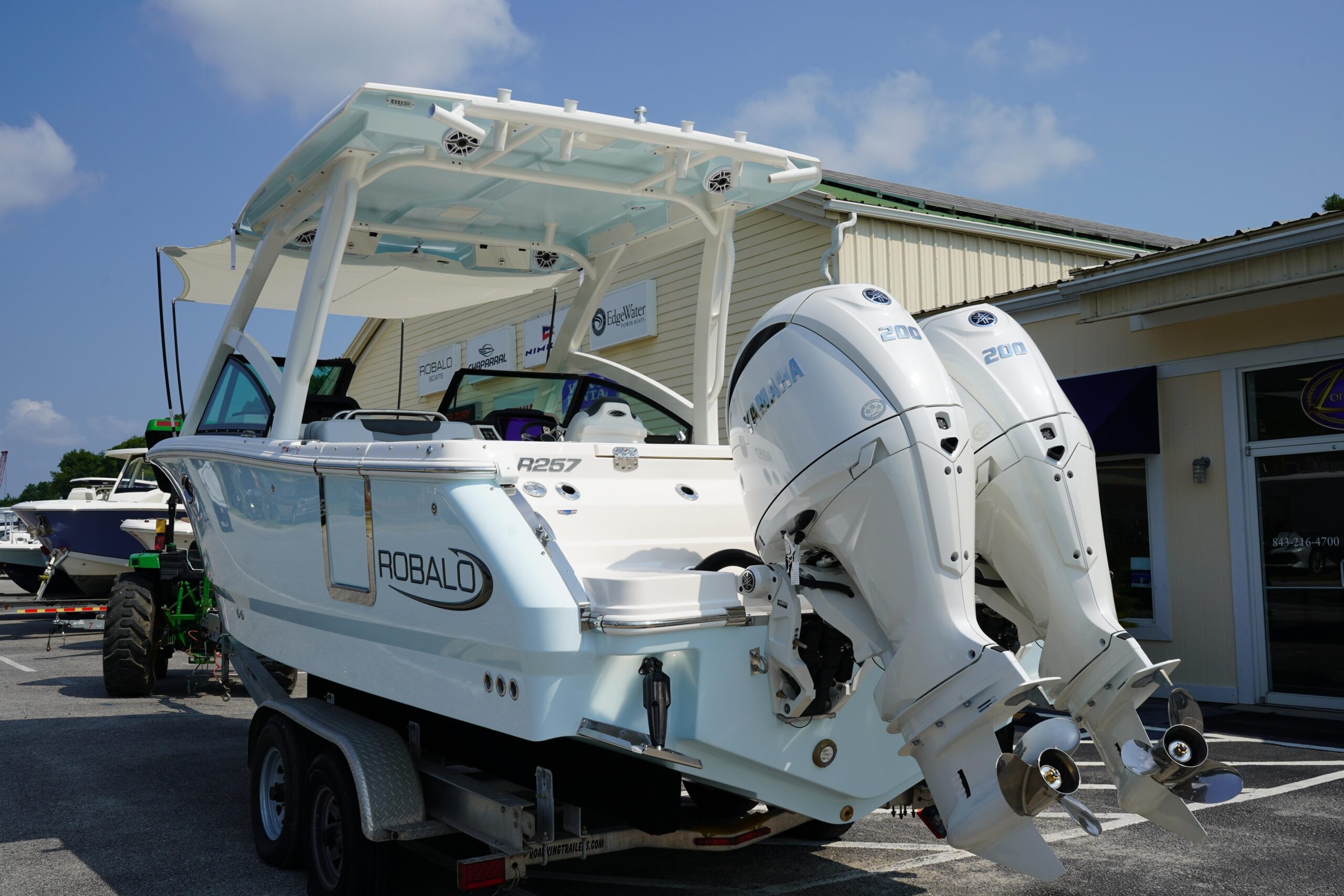 2025 Robalo R257 For Sale - Image 4