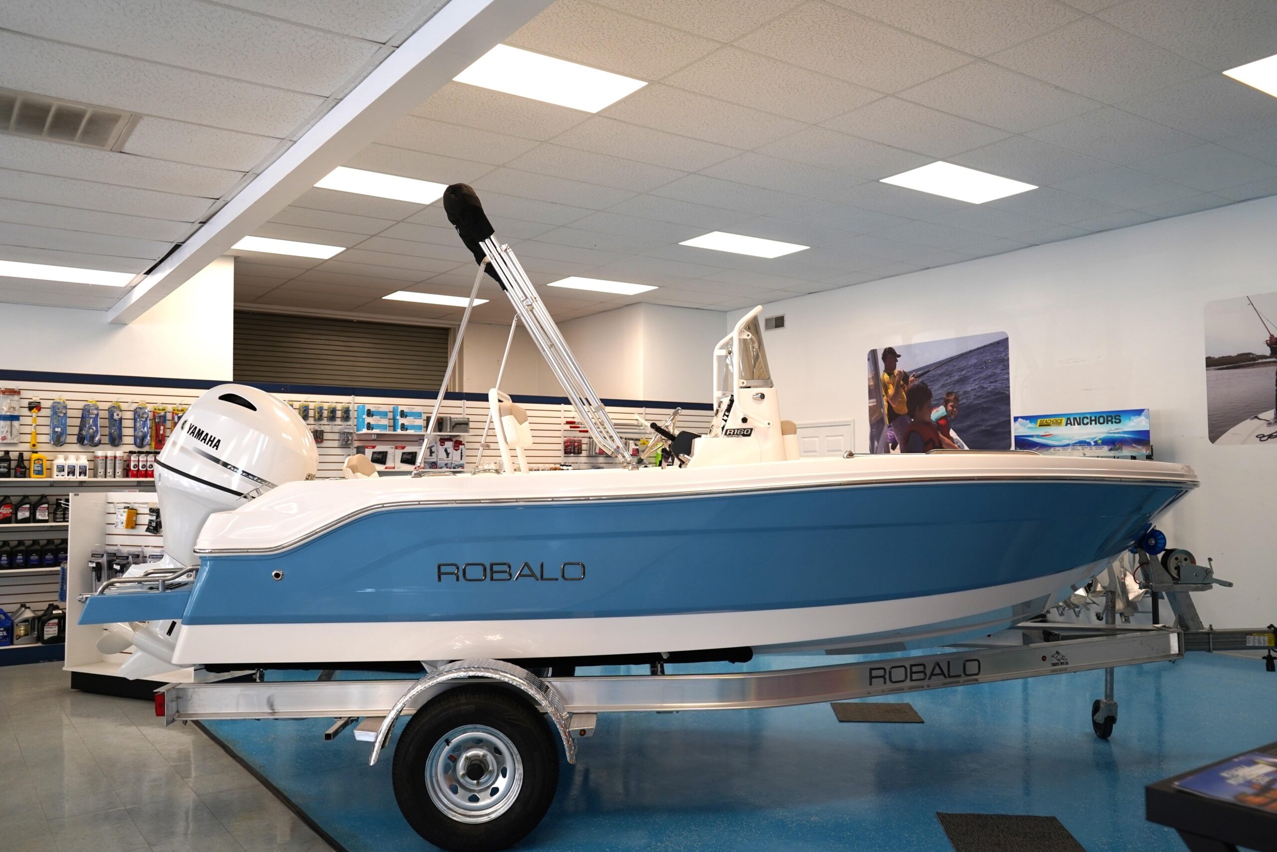 2026 Robalo R160 Center Console