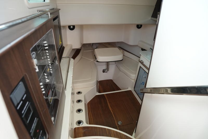 2026 Grady White Canyon 386 For Sale - Image 10