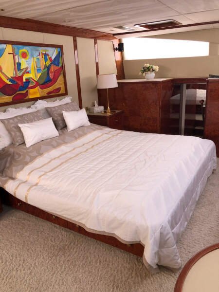 Sunreef Sunreef 82 DD HOUBARA - Image 14