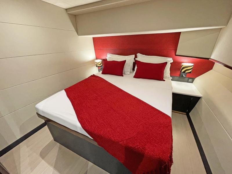 Mystic Silhouette 800 SKYE - Image 30