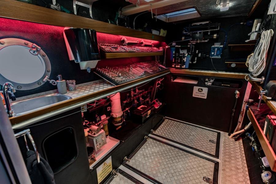 Custom 78 TransOcean Powercat IETA - Image 56