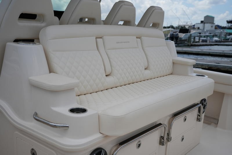 2026 Grady White Canyon 386 For Sale - Image 12