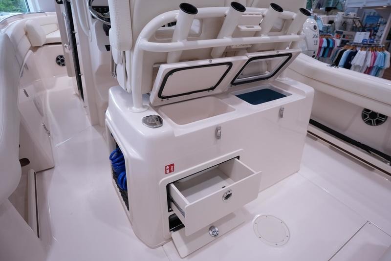 2026 Grady White Canyon 271 For Sale - Image 6