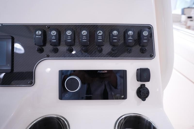 2026 Grady White Canyon 271 For Sale - Image 12