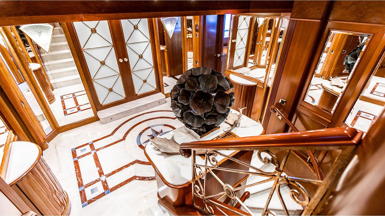 2003 BENETTI CUSTOM NEXT CHAPTER for sale - Image 19