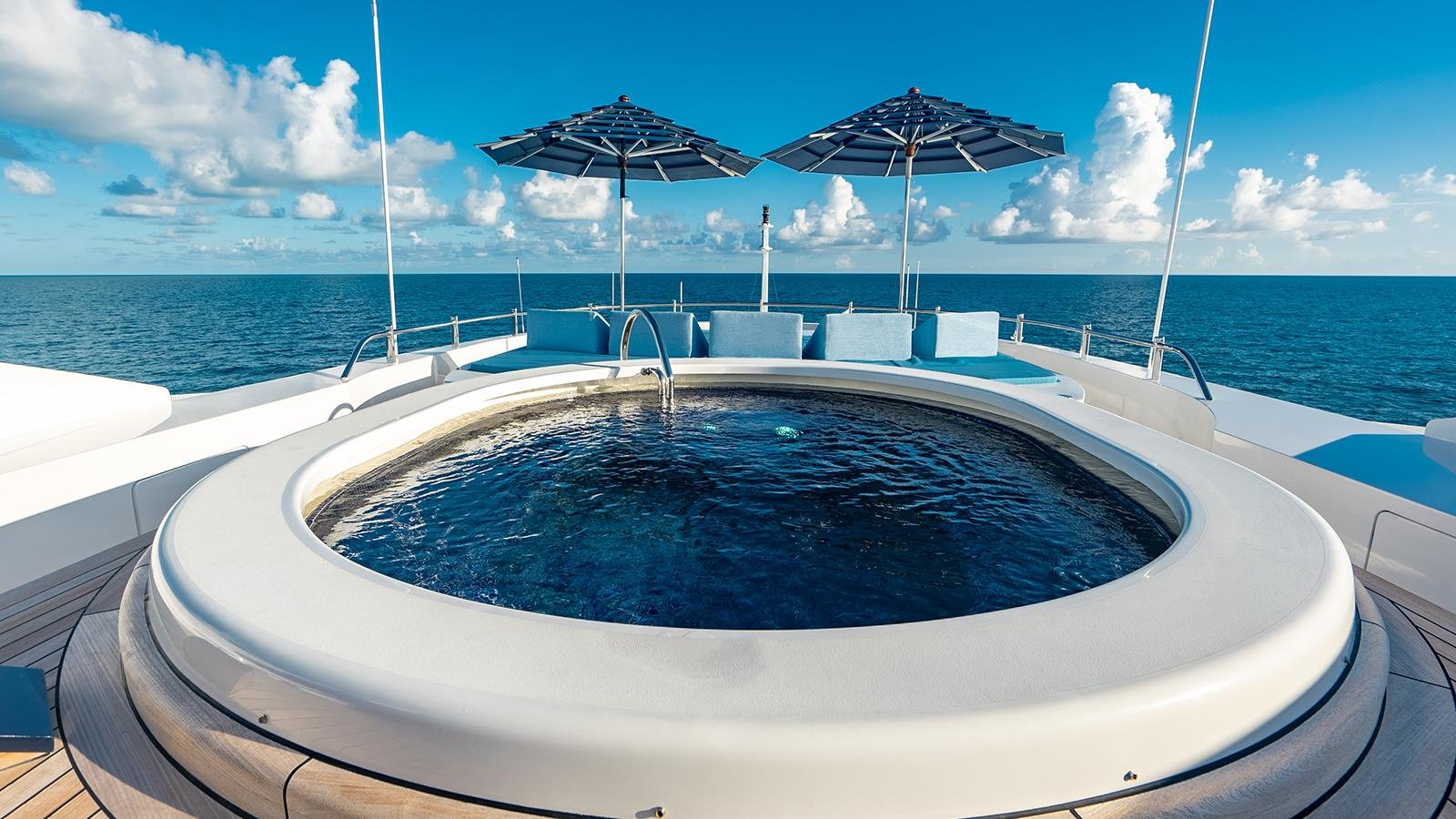 2003 BENETTI CUSTOM NEXT CHAPTER for sale - Image 27