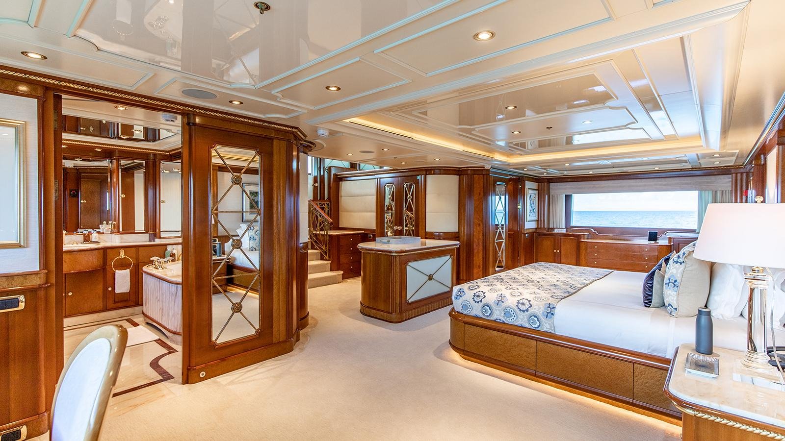 2003 BENETTI CUSTOM NEXT CHAPTER for sale - Image 13