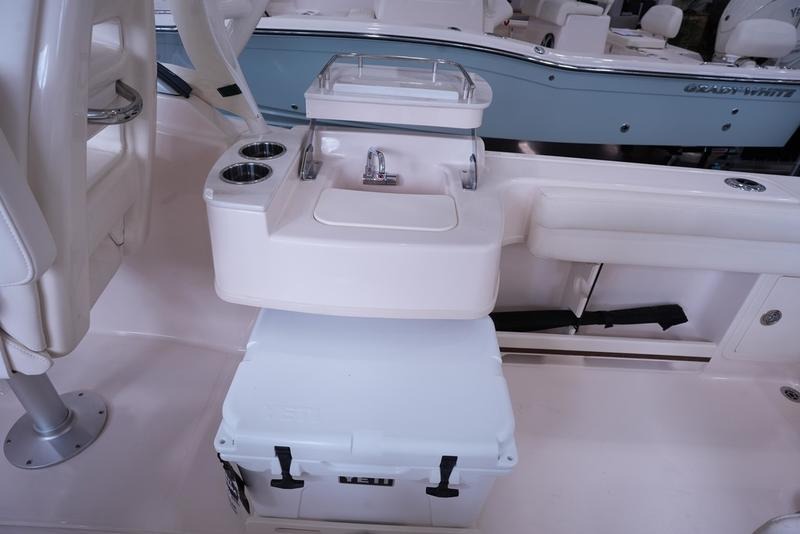 2026 Grady White Freedom 235 For Sale - Image 8
