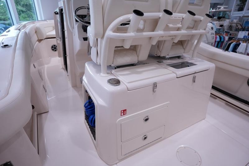 2026 Grady White Canyon 271 For Sale - Image 5