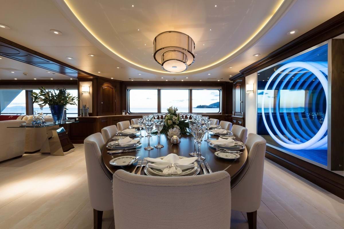 FLAG Motor yacht for sale - Image 6