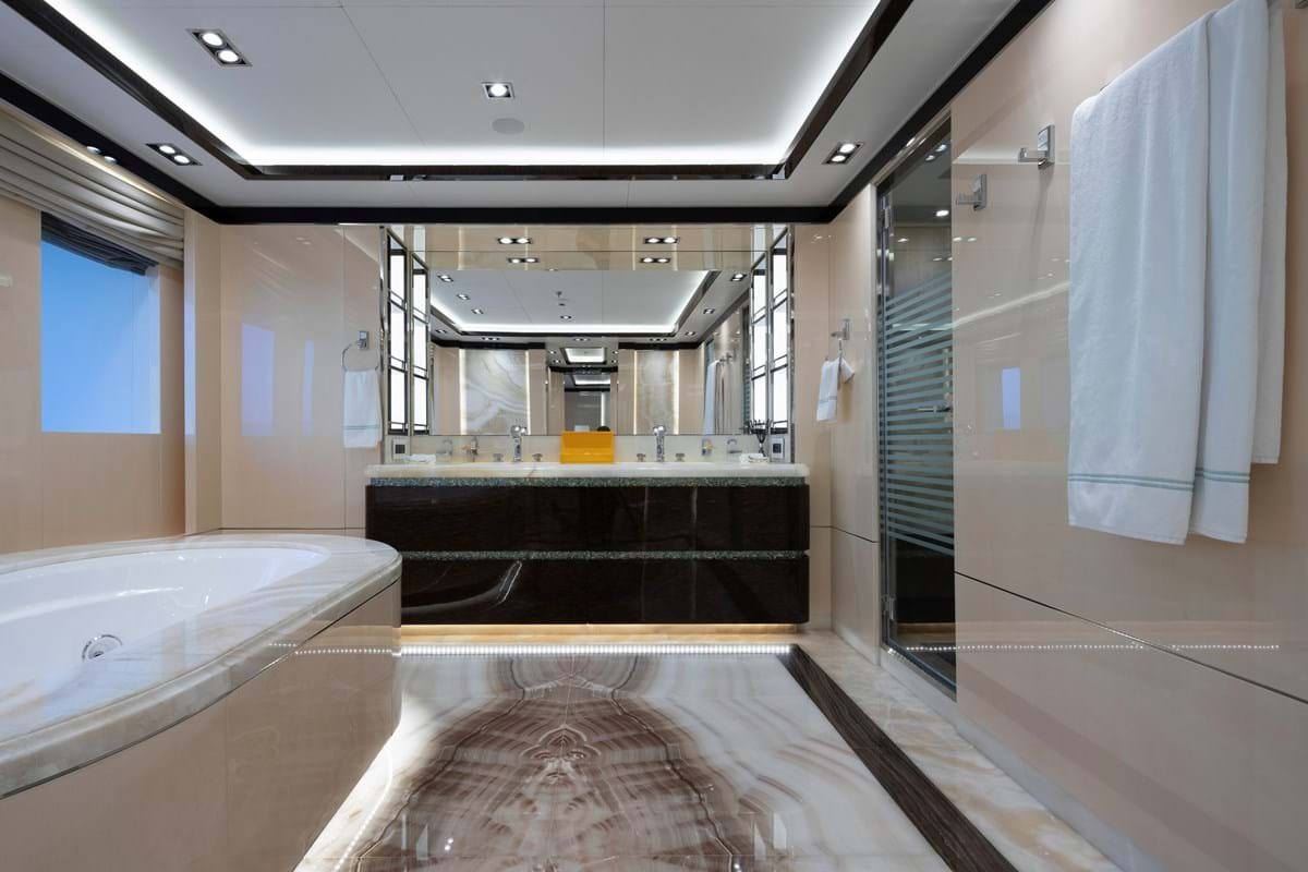 O'PTASIA Motor yacht for sale - Image 14